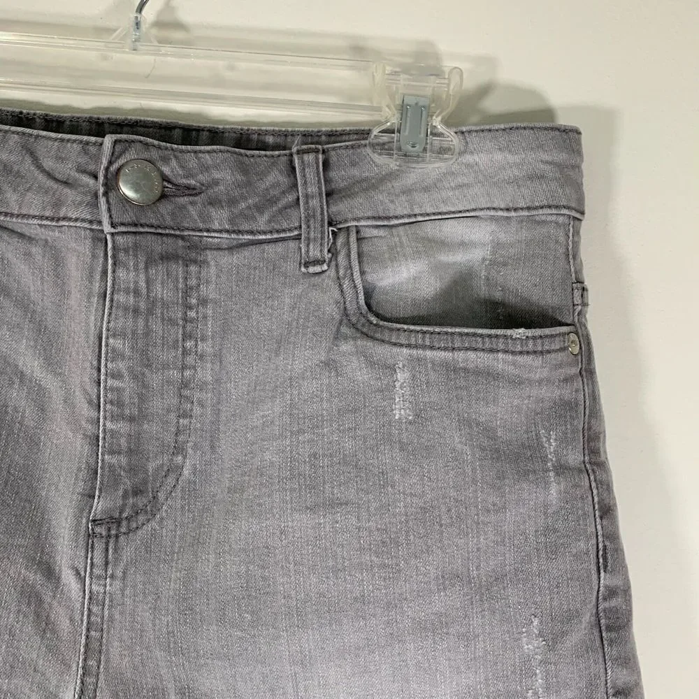 Denim Co Shorts Women’s W34 Grey Bermuda Jean Shorts 32” W R 10.5” I 11